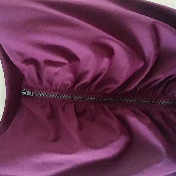 Fabletics Mia Spotify Purple Ruched Zip Front Athletic Tank Top sz M - Picture 8 of 14